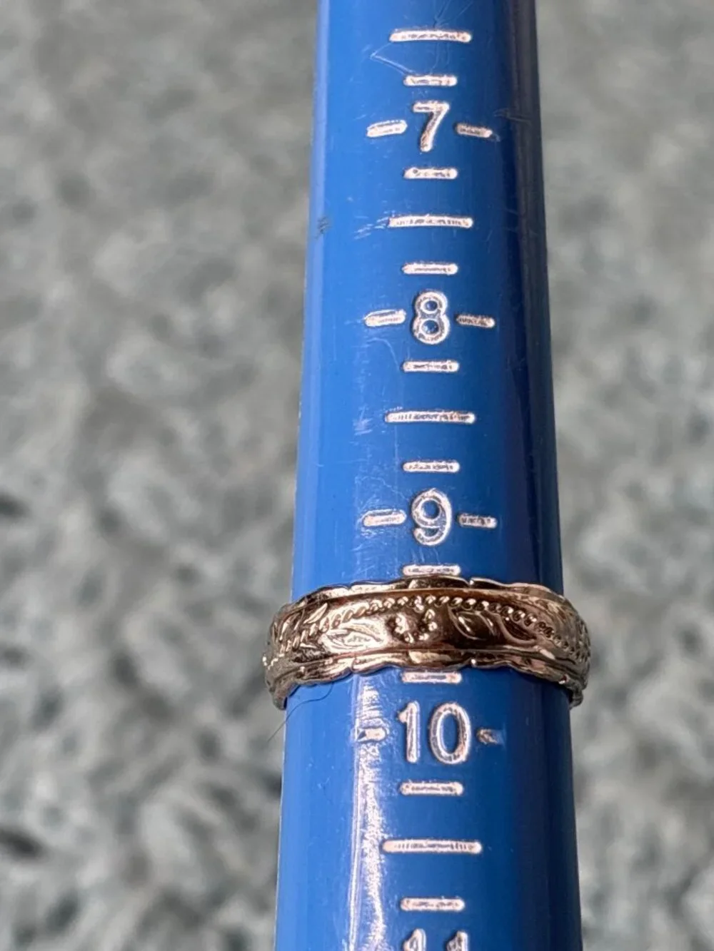 Silvertone Floral Scroll Patterned Ring Size 9.5 Some Metal Wear